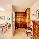 Apartmán Private Terrace By The Sea, In The Heart Of *