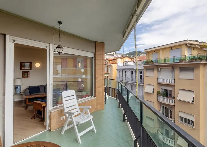 Private Terrace By The Sea, In The Heart Of * Σαν Ρέμο